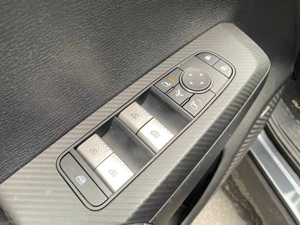 2025 Mitsubishi Outlander SE - FORD BLUE CERTIFIED