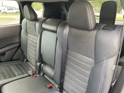 2025 Mitsubishi Outlander SE - FORD BLUE CERTIFIED