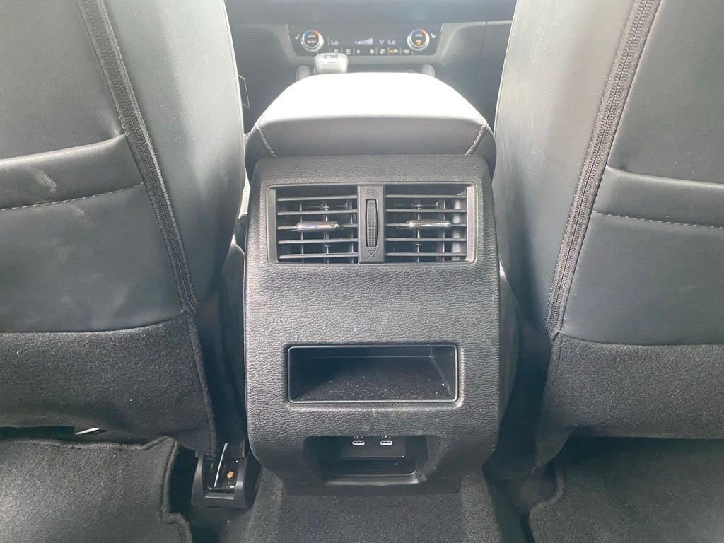 2025 Mitsubishi Outlander SE - FORD BLUE CERTIFIED