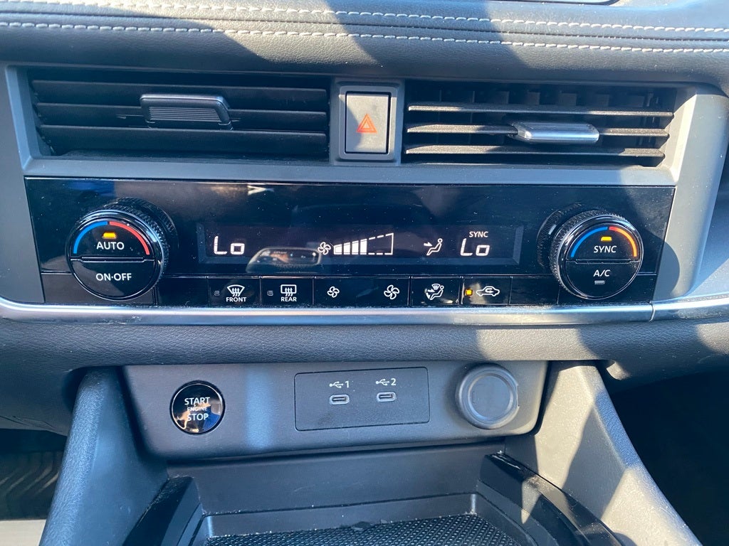 2024 Nissan Rogue SV