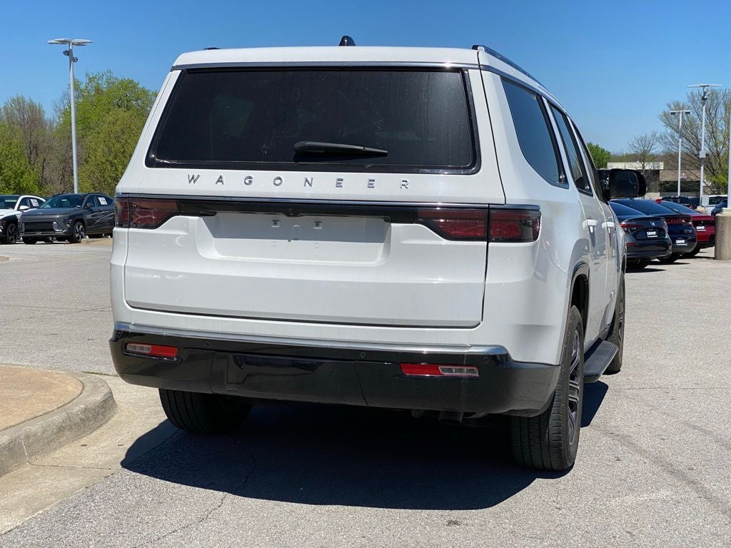 2024 Jeep Wagoneer Base