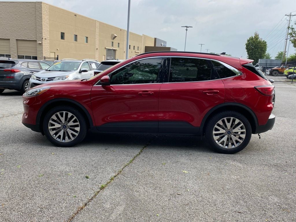 2022 Ford Escape Titanium