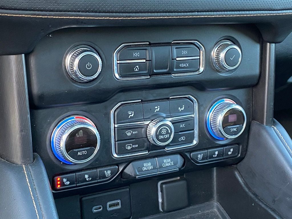 2021 GMC Yukon XL AT4