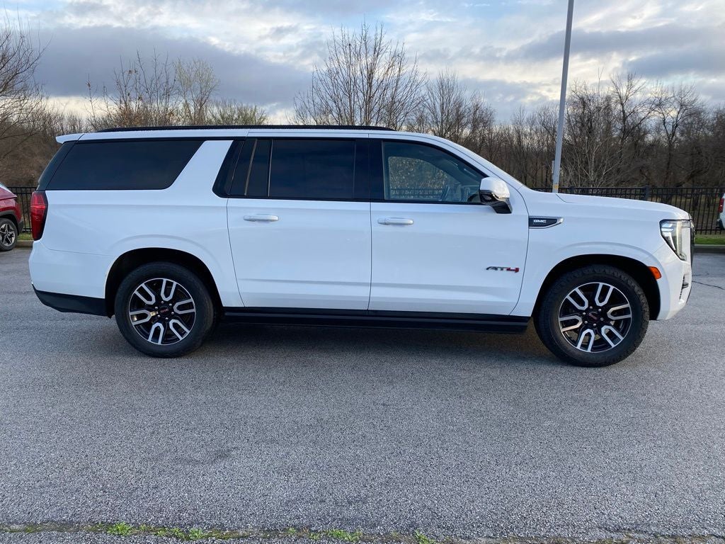 2021 GMC Yukon XL AT4