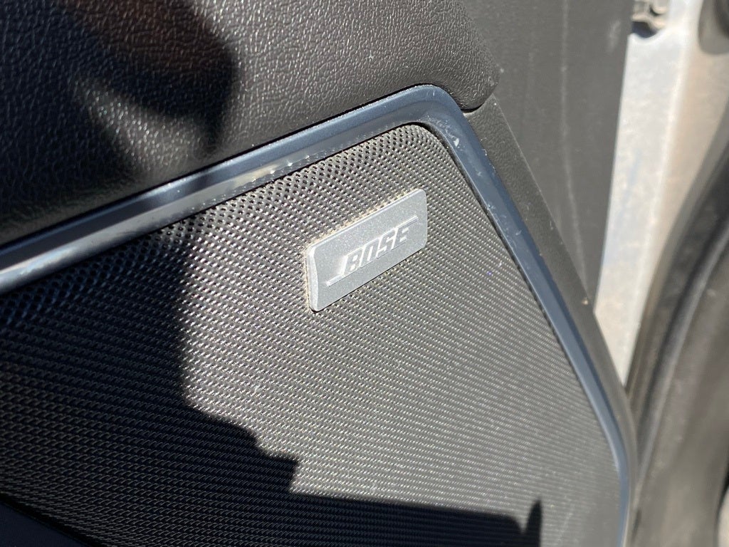 2023 GMC Sierra 1500 SLT BRAND NEW TIRES, LEVELED