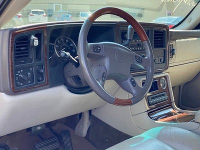 2003 Cadillac Escalade Base