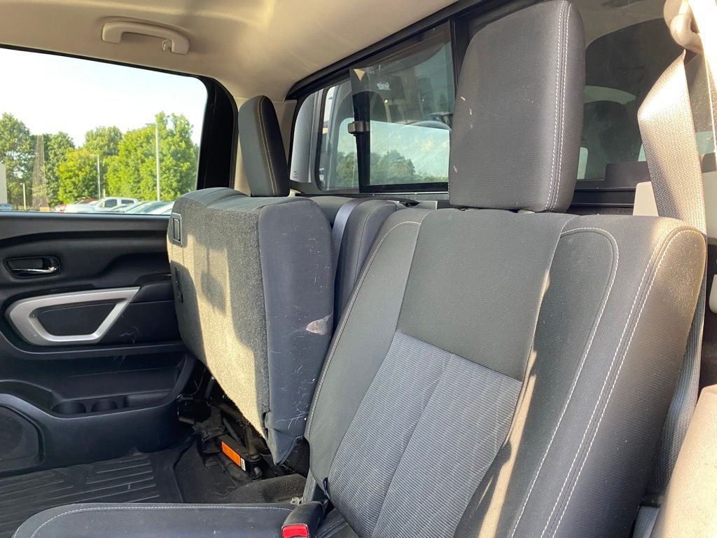 2018 Nissan Titan SV