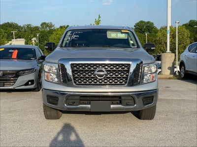 2018 Nissan Titan SV