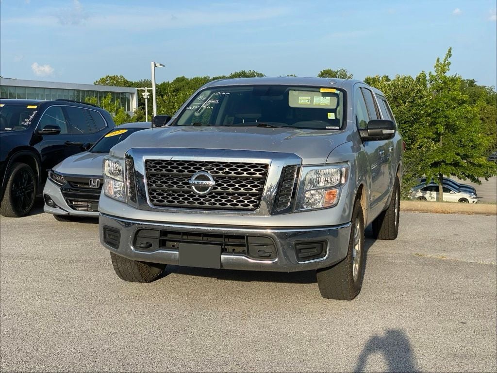 2018 Nissan Titan SV