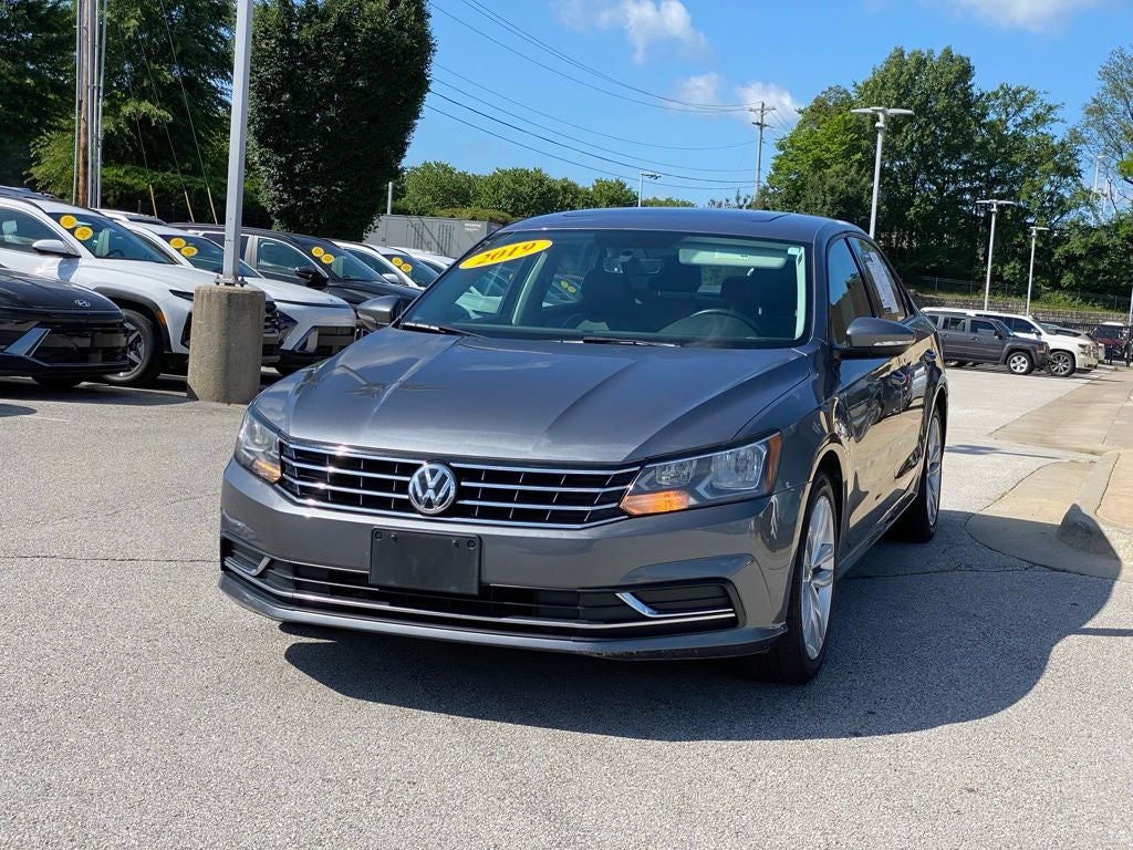 2019 Volkswagen Passat 2.0T Wolfsburg