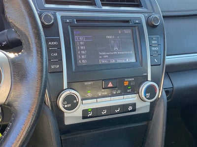2014 Toyota Camry SE