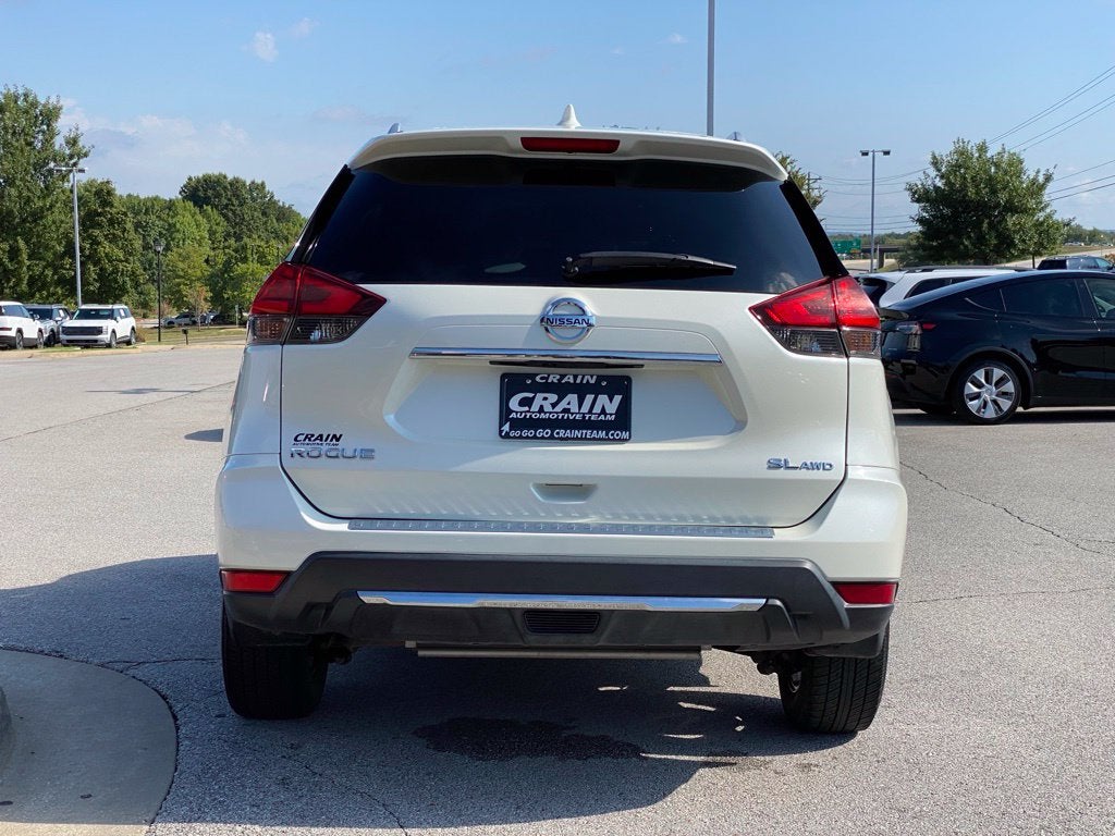 2017 Nissan Rogue SL