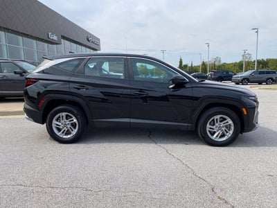 2025 Hyundai Tucson SE