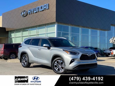 2024 Toyota Highlander LE ALL WHEEL DRIVE