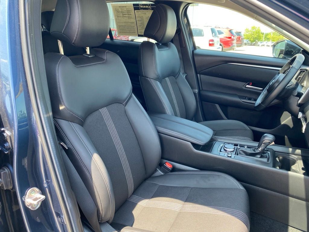 2025 Mazda Mazda CX-50 2.5 S Preferred Package