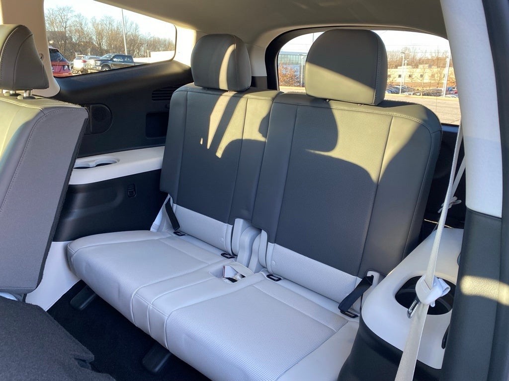 2026 Hyundai IONIQ 9 SEL LOCAL TRADE 1 OWNER