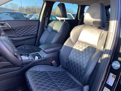 2023 Mitsubishi Outlander SEL