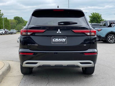 2024 Mitsubishi Outlander SE