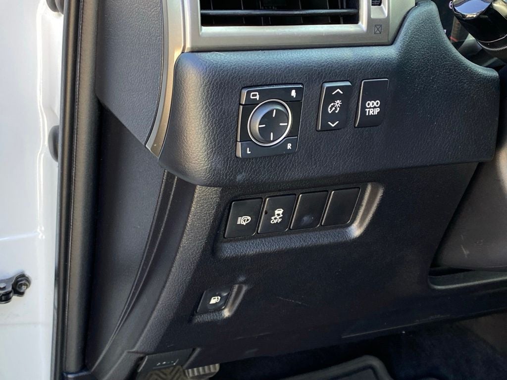 2017 Lexus GX 460
