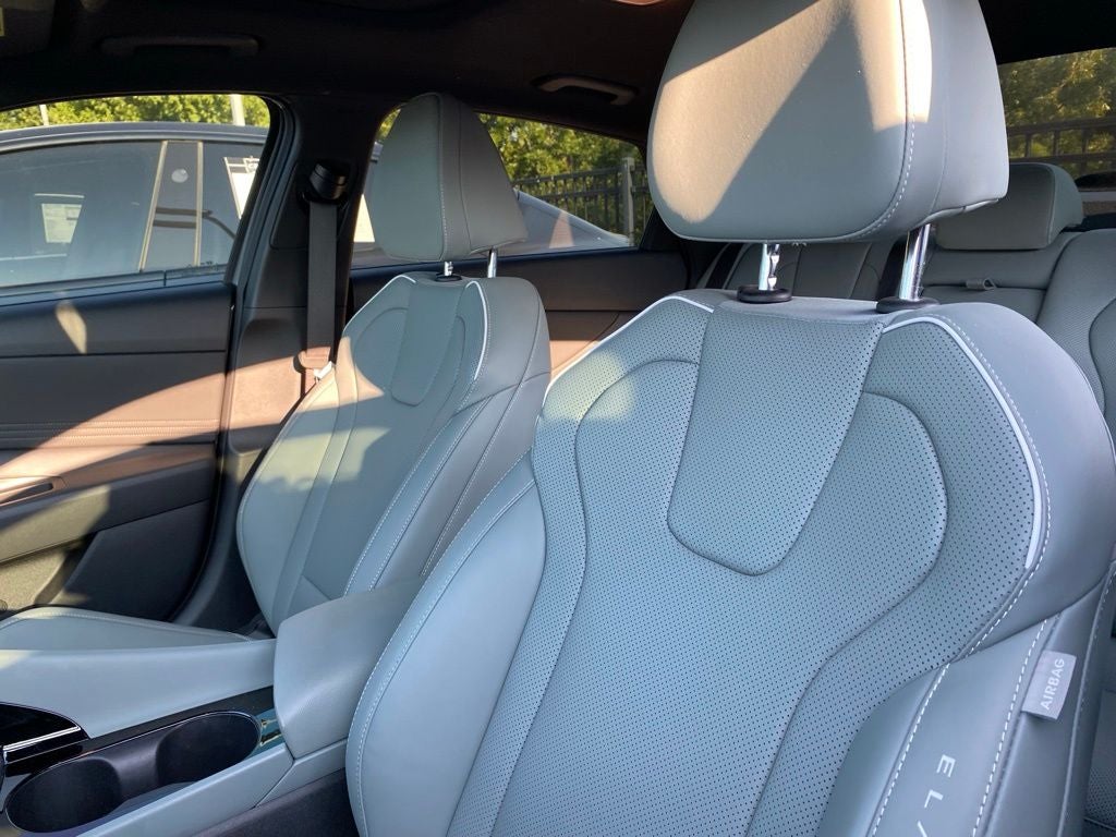 2026 Hyundai Elantra Hybrid Limited