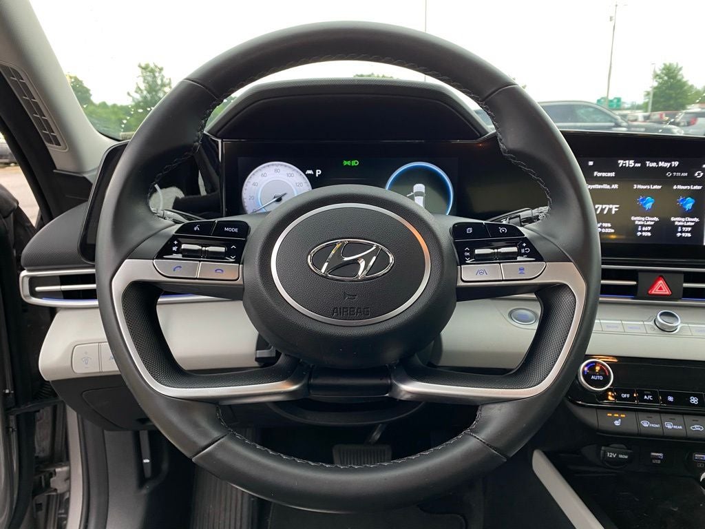 2022 Hyundai Elantra Limited