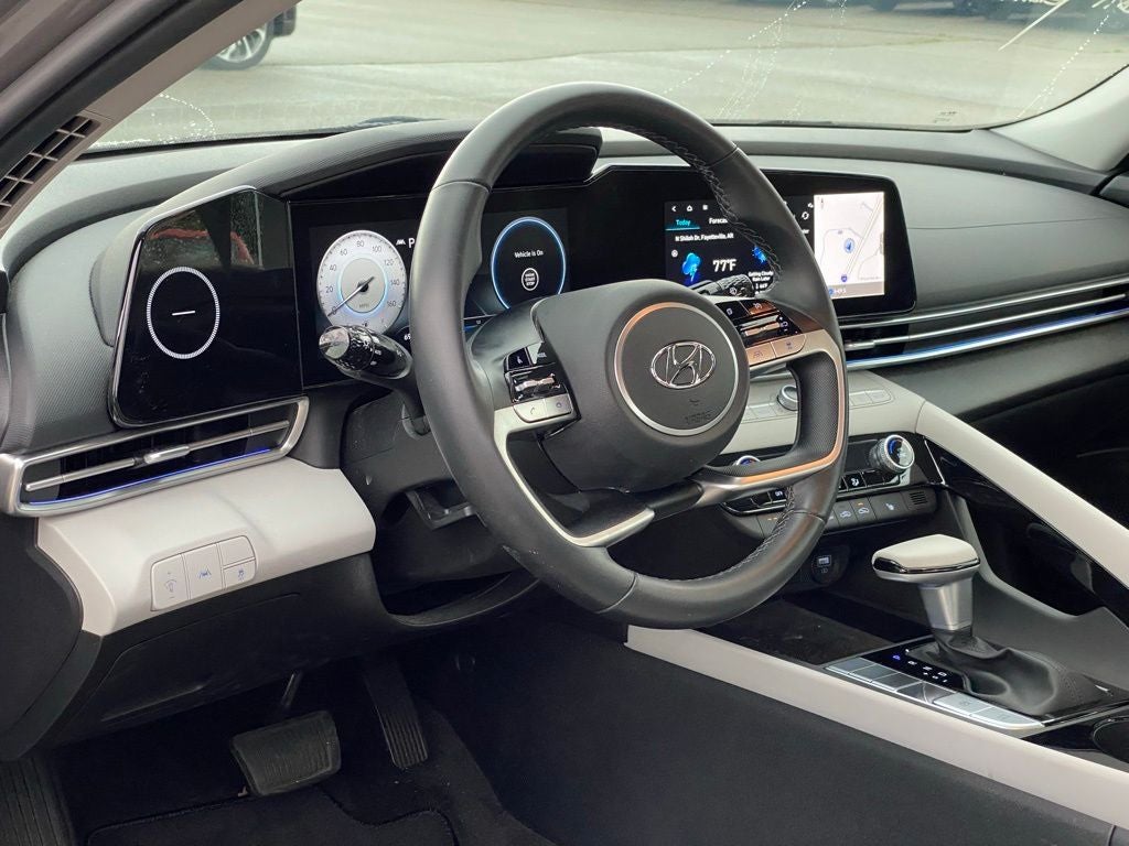 2022 Hyundai Elantra Limited