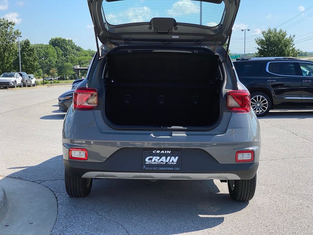 2022 Hyundai Venue SE