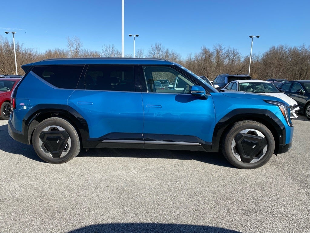 2024 Kia EV9 Land
