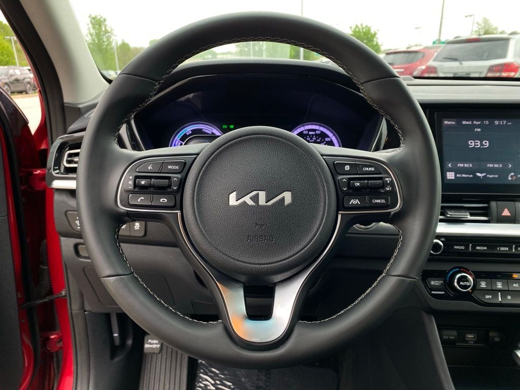 2022 Kia Niro LXS