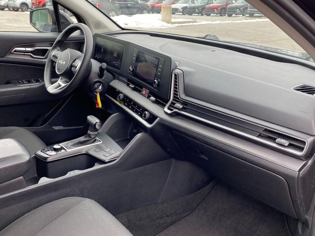 2024 Kia Sportage LX