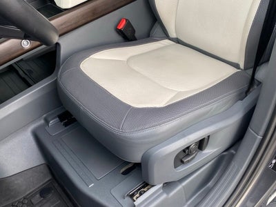2024 Land Rover Defender 110 X-Dynamic SE