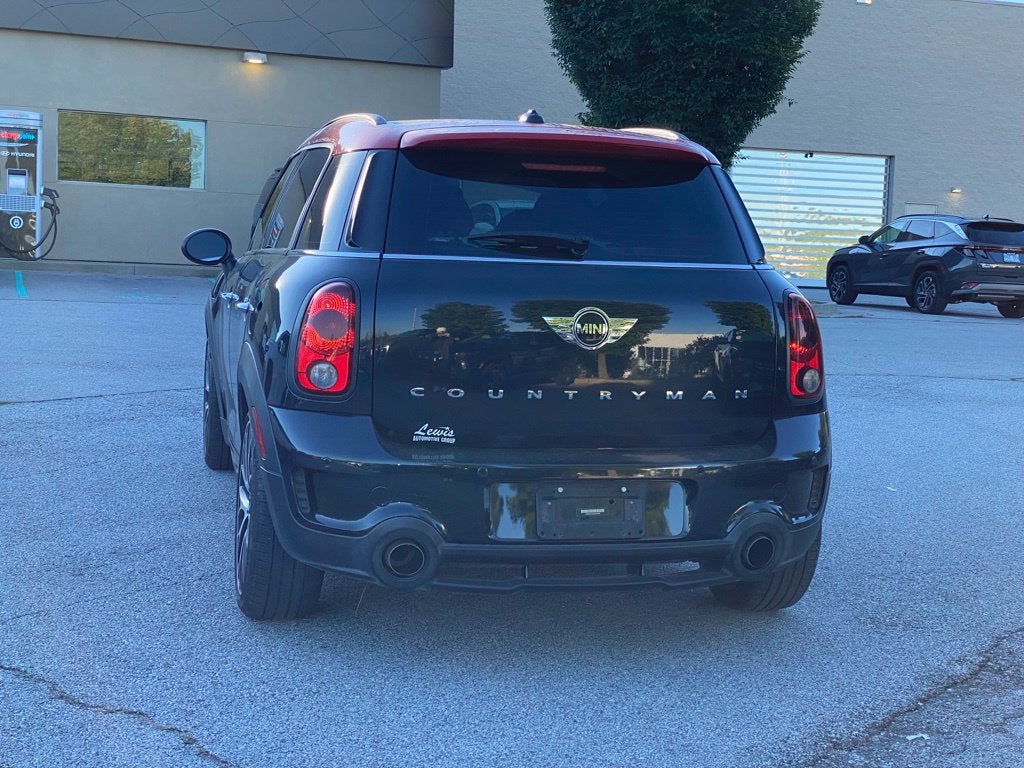 2014 MINI John Cooper Works Countryman Base