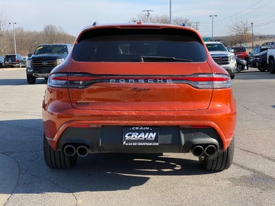 2022 Porsche Macan Base