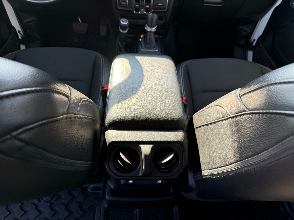 2021 Jeep Wrangler Unlimited Freedom Edition 1-TOUCH POWER TOP / 1-OWNER CLEAN CARFAX