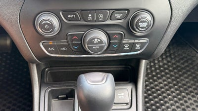 2019 Jeep Cherokee Latitude Plus CLEAN CARFAX