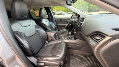 2019 Jeep Cherokee Latitude Plus CLEAN CARFAX