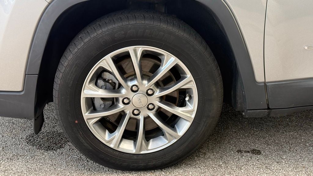 2019 Jeep Cherokee Latitude Plus CLEAN CARFAX