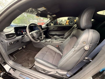 2024 Ford Mustang Dark Horse LOW MILES