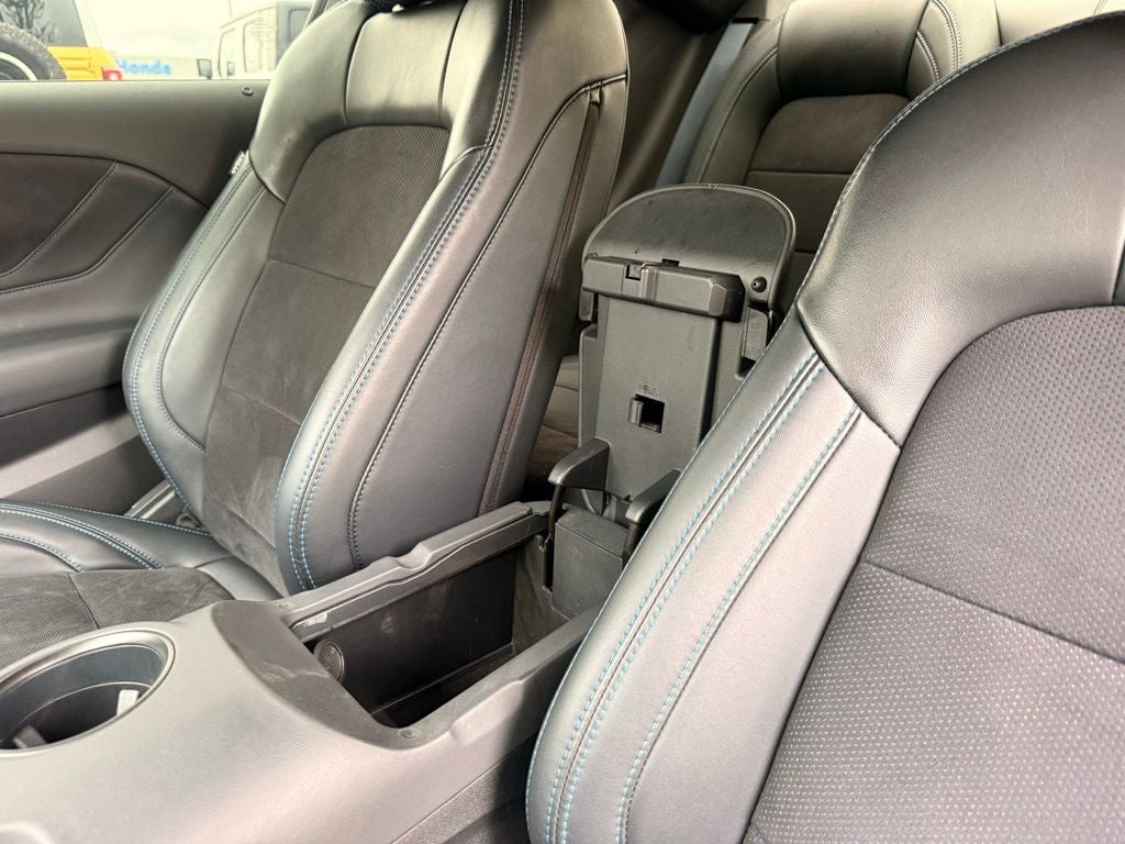 2024 Ford Mustang Dark Horse LOW MILES