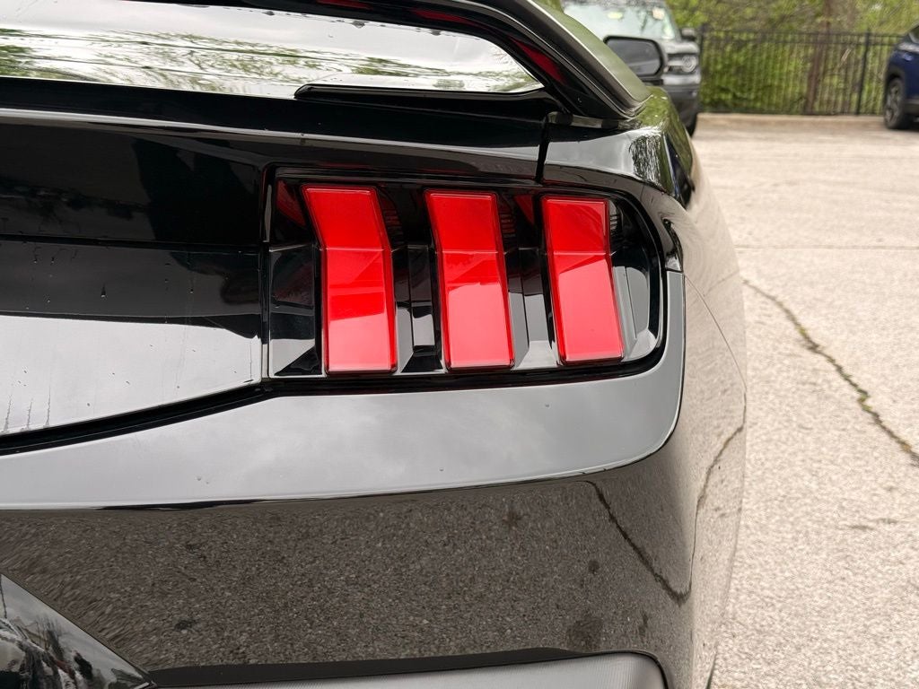 2024 Ford Mustang Dark Horse LOW MILES