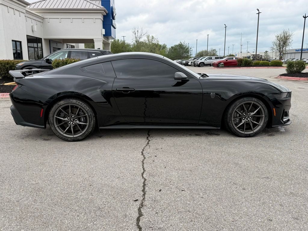 2024 Ford Mustang Dark Horse LOW MILES