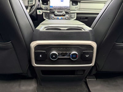 2024 Ford Expedition Max XLT - 4WD / PANORAMIC SUNROOF / ONE OWNER
