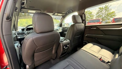 2026 GMC Acadia Elevation LOW MILES