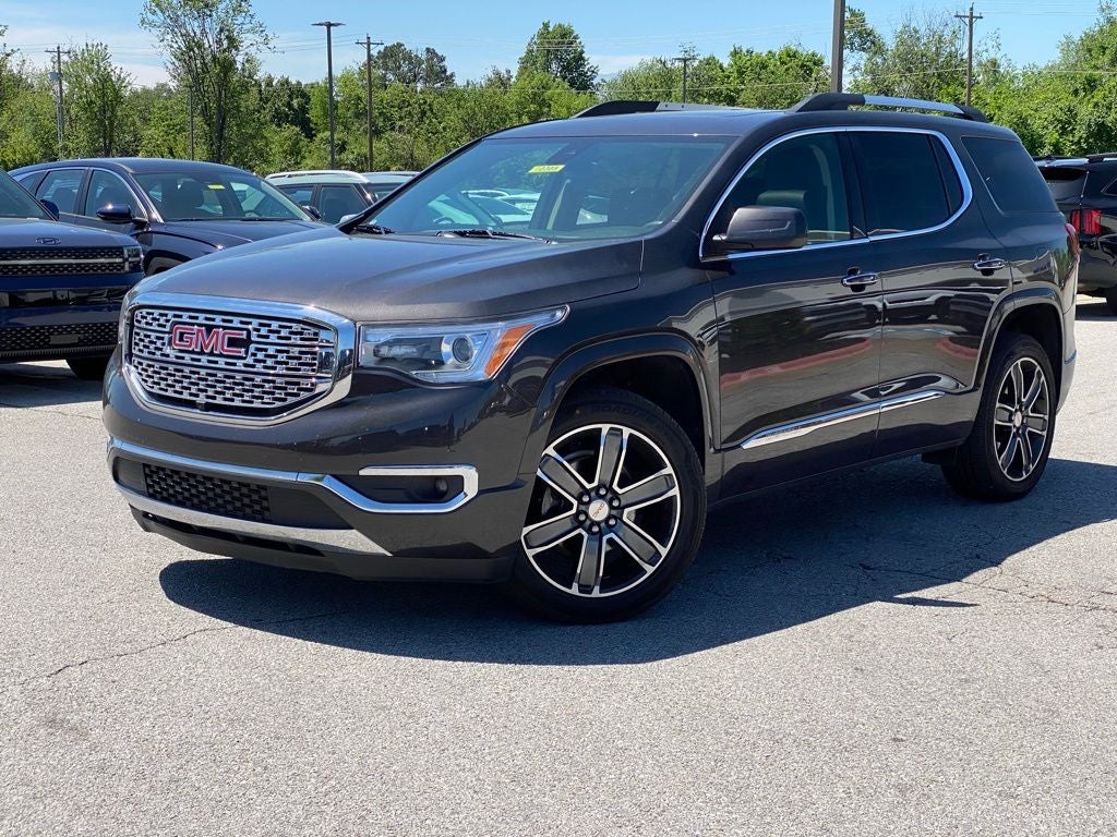 2023 GMC Acadia Denali