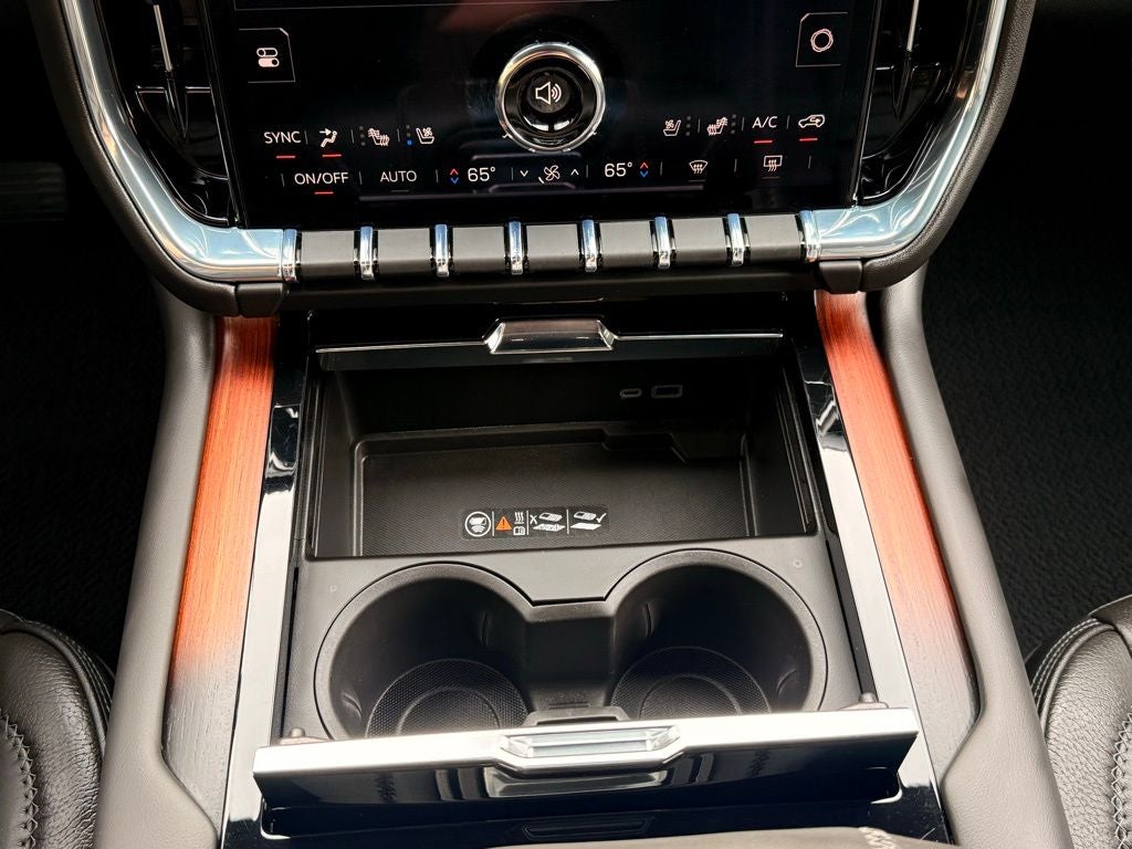 2025 GMC Yukon Denali HEADS UP DISPLAY