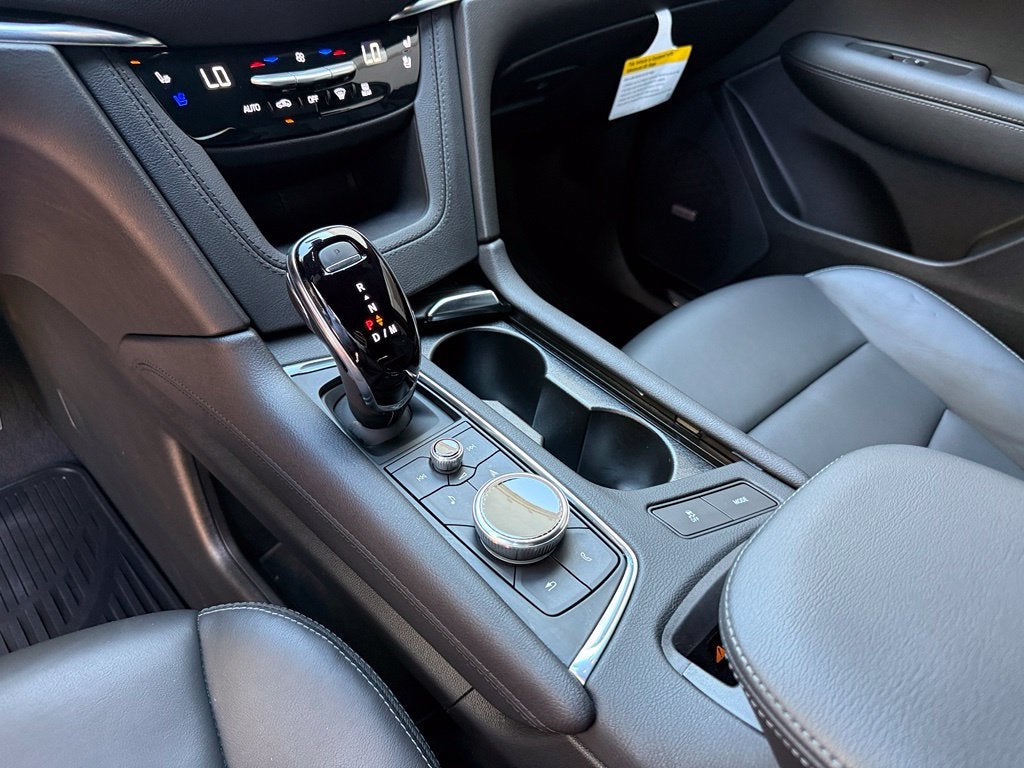 2026 Cadillac XT5 Premium Luxury - AWD / SUNROOF / ONE OWNER