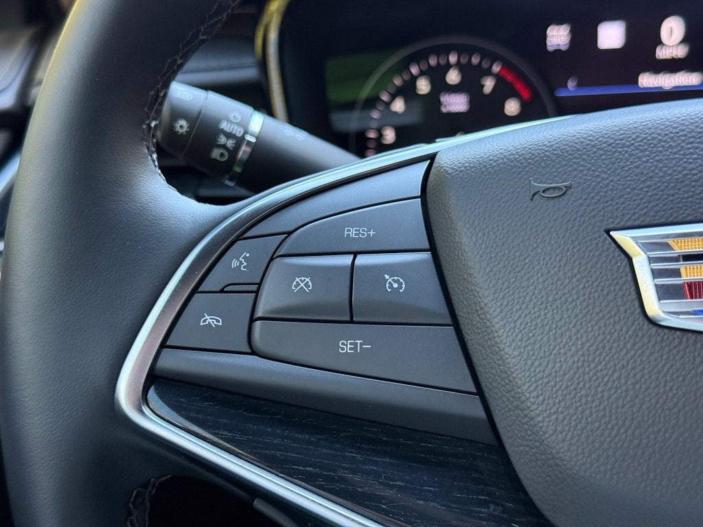 2026 Cadillac XT5 Premium Luxury - AWD / SUNROOF / ONE OWNER