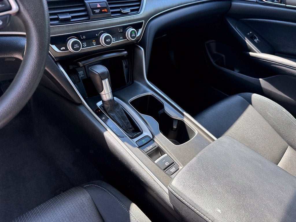 2021 Honda Accord LX - CLEAN CARFAX HISTORY