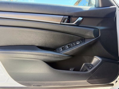 2021 Honda Accord LX - CLEAN CARFAX HISTORY