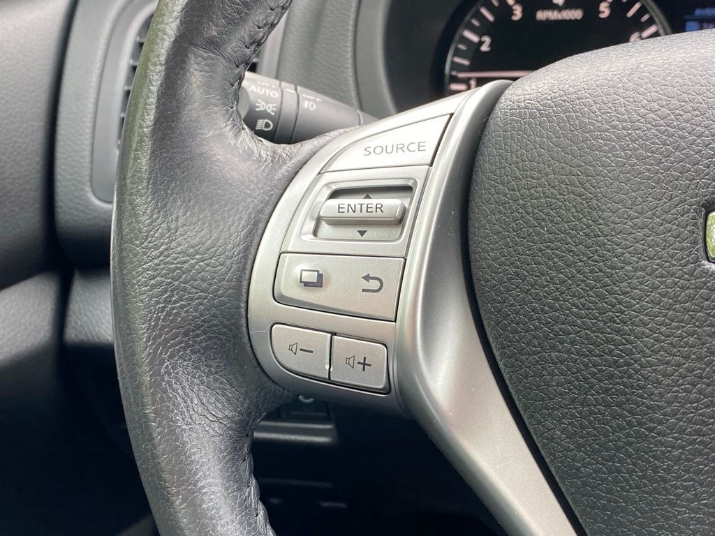 2016 Nissan Altima 2.5 SL SUPER LOW MILES